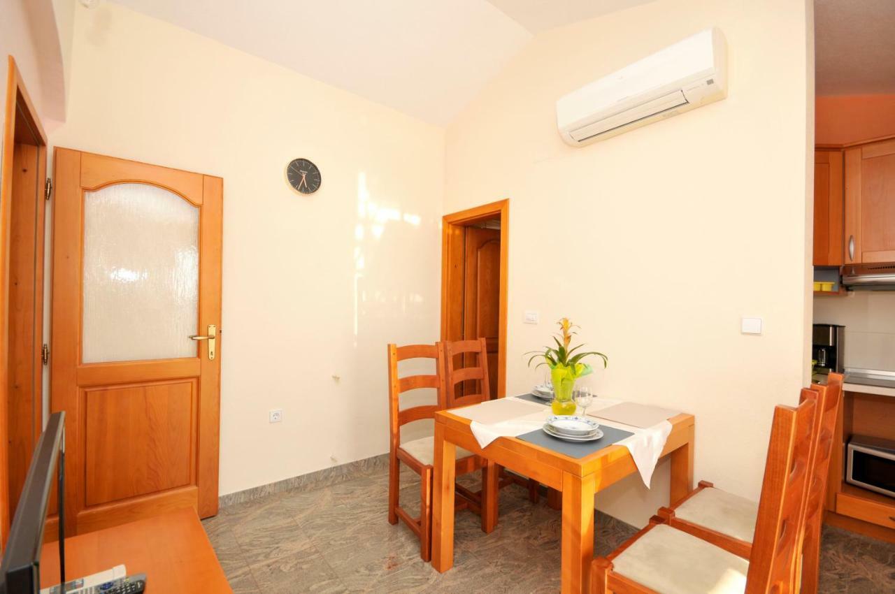 Apartman Beric Trogir Exterior foto